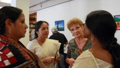 2011_Delhi_Gesprach_m_Frauen